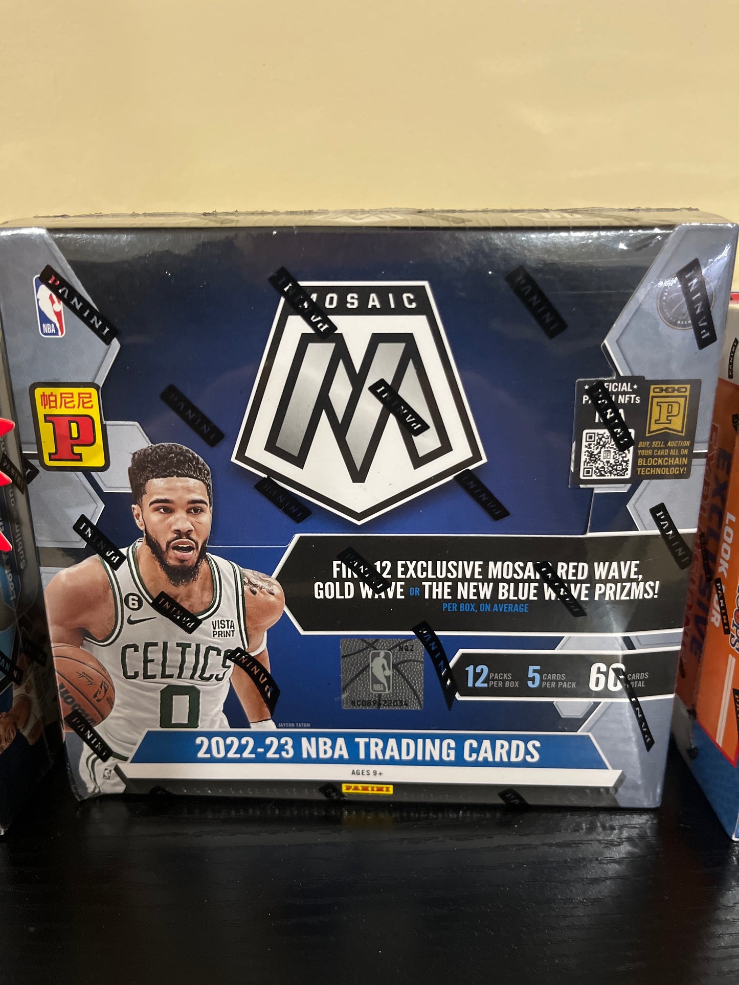 Mosaic 22-23 Mega Box Asia