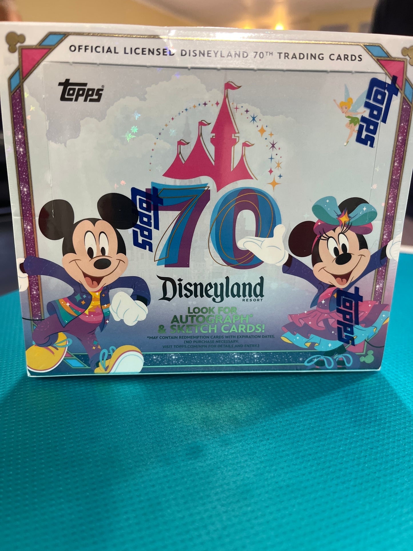 Topps DisneyLand 70 Hobby Box