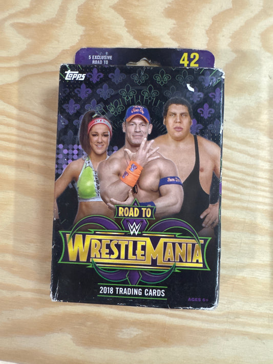 Topps WWE ROAD TO WRESTLEMANIA  2018 hanger box