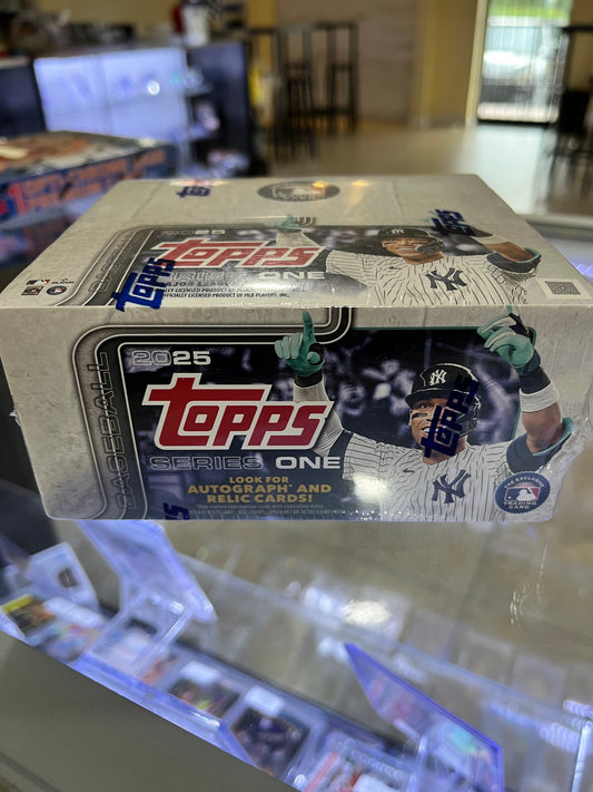 Topps 2025 Series One Baseball / Retail